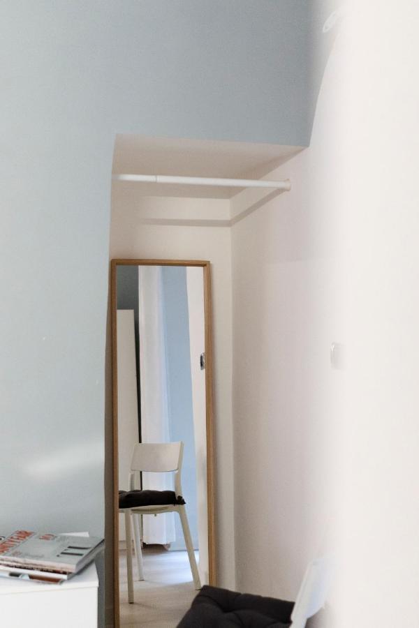 Partenope House Mare